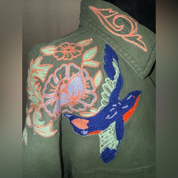 We The Free Green Embroidered Button Down Shirt - Picture 4 of 11